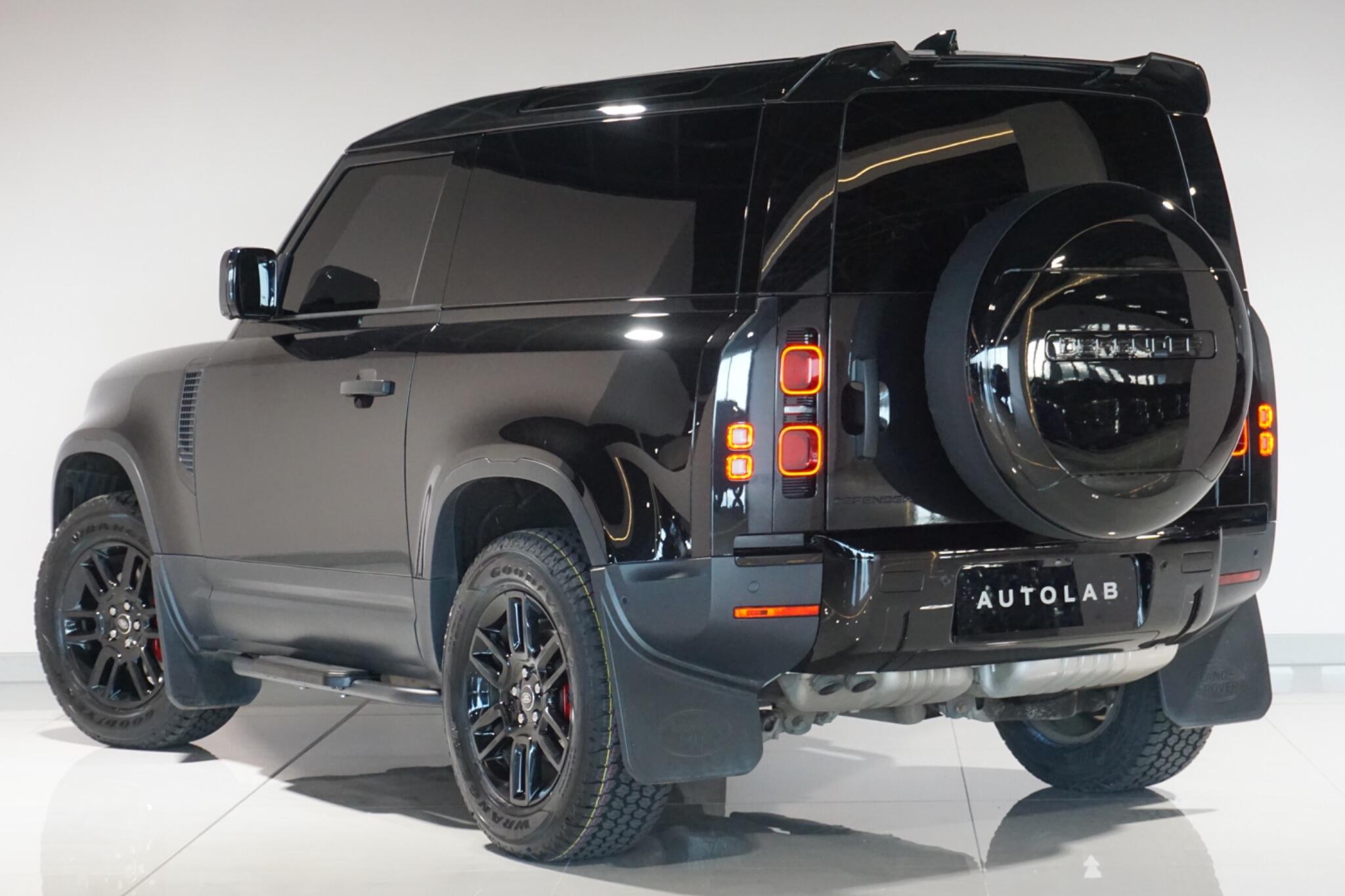 Land Rover Defender 90 3.0 D250 MHEV Hard Top SUV 3dr Diesel Auto 4WD SWB Euro 6 (s/s) (250 ps)